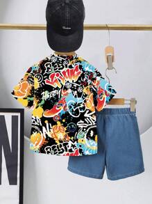 SHEIN 2Pcs/Set Young Boy Printed Shirt And Washed Applique Shorts. The Graffiti Print Style Is And Cool, Paired With Excellent Denim Washing Craft. The Fashion And Generous Design Is Suitable For Summer Wear. The Simple And Stylish Design Showcases The Boy's Personalized, Suitable For 4-7 Years Old Kids' Casual Daily Wear, Getaway, Holiday, Travel, Relax, Sunbathing, Summer