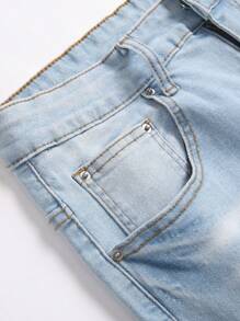 Manfinity LEGND Men's Casual Distressed Pocket Skinny Jeans - Light Wash - View 4