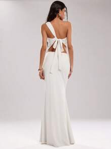 SHEIN BAE Conjunto de top corto sin espalda de unicolor elegante y sexy con falda de sirena - Blanco - Ver 1
