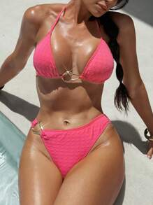 Swim SXY مجموعتان من ملابس السباحة المكونة من بكيني مثلثي بتصميم هالتر، بلون أحادي ملمس، مزين بعنصر معدني، ملابس سباحة أنيقة وجذابة للنساء للاستخدام في العطلات والأحتفالات على الشاطئ وحفلات المسبح