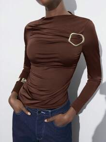 Maija 秋冬新款都市时尚派对优雅休闲女式卡其色金属扣长袖修身复古风格衬衫，商务休闲办公装 - 棕色 - 查看 1