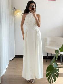 SHEIN Unity 女士优雅挂脖荷叶边花卉装饰褶皱摆无袖连衣裙 - 白色 - 查看 4