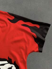 PAVTROS Young Street Style For Men, A Versatile Item For INS: An Oversized Skull Portrait Graffiti Black Flame Illustration. Cropped Loose White Short-Sleeved T-Shirt With Oversized Lettering Prints On The Front And Back. Versatile, Suitable For Sportswear, Back-To-School Wear And Boyfriend Gifts. Streetwear, Y2k Men - Red - View 5