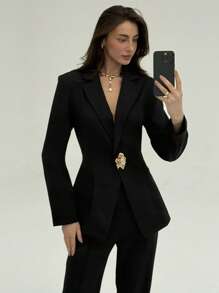 Aloruh 黑色长袖西装套装（带金属纽扣装饰） - 黑色 - 查看 1