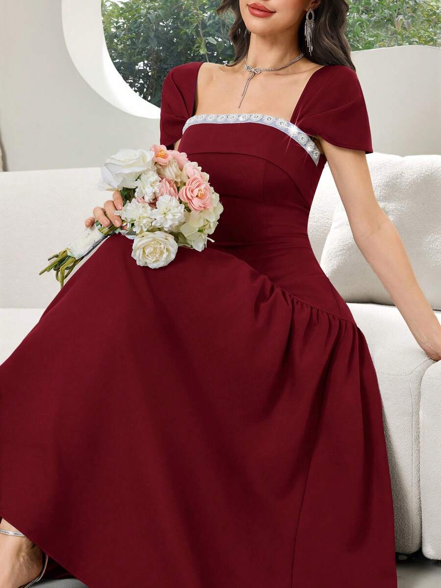 Modelyn Vestido largo elegante de mujer con decoración de perlas - Burdeos - Ver 1