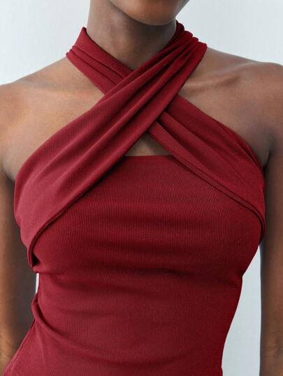 Maija 夏季新款勃艮第交叉露背系带性感女上衣，优雅都市现代风格，适合情侣外出休闲、婚礼、度假、商务休闲装