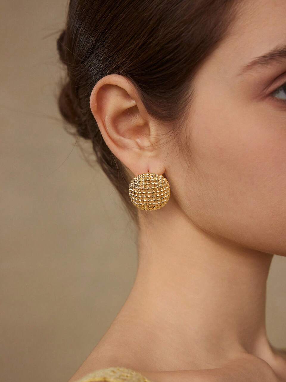 18K GOLD PLATED HOLLOW HALF SPHERE STUD EARRINGS