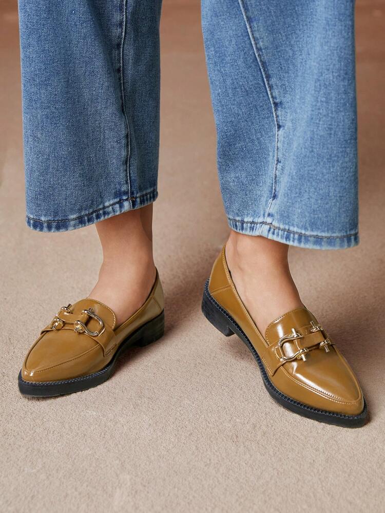 CUCCOO CURVES Plus Size Wide Fit Wedge Thick Bottom Flat Pointed Toe Solid Black Deep Vamp Lace-Up Oxford Shoes For Women