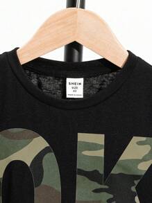 SHEIN Bộ 2 sản phẩm/Bộ áo phông cổ tròn họa tiết rằn ri thường ngày cho bé trai và quần short túi hộp cạp chun, thích hợp cho mùa thu, xuân, hạ, vui chơi ngoài trời, đi học, phong cách đường phố, tiệc tùng, trang phục thường ngày - Nhiều màu - Xem 3
