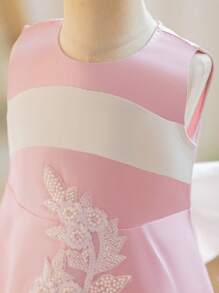 SHEIN Young Girl Classic Woven Faux Pearl Embroidered Bow Decor Dress - Pink - View 8