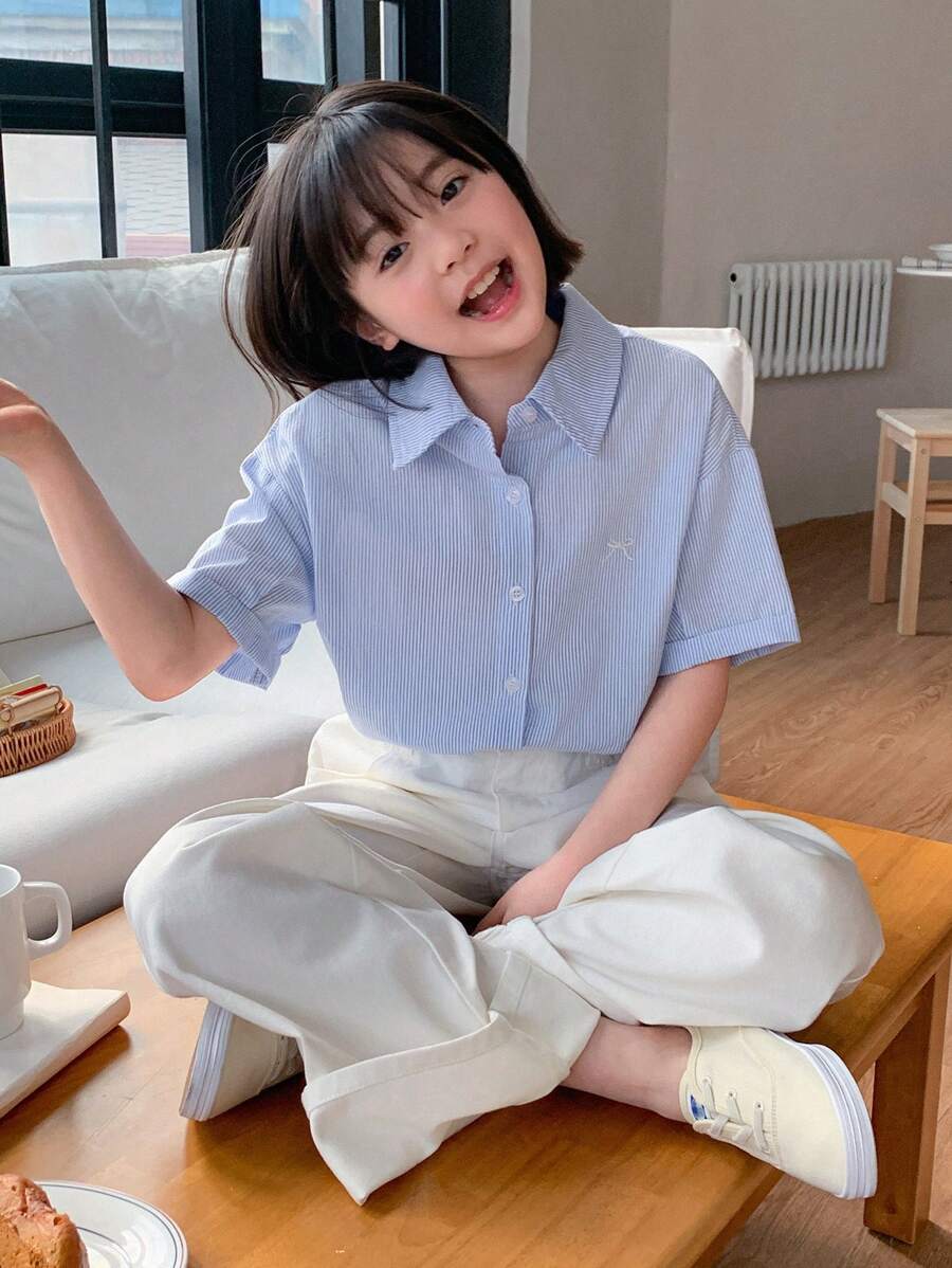 Dazy Kids 女童蝴蝶刺绣翻领条纹短袖编织衬衫，夏季 - 藍色 - 查看 1