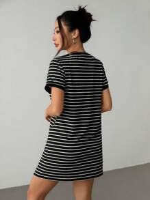 SHEIN PETITE Striped Print Colorblock Trim Summer Short Sleeve Dress,Rave Outfits Festival,Summer Dresses For Women - Black and White - View 2