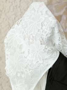 Plus Size Women Crew Neck Sleeveless Embroidered Casual Blouse - White - View 4