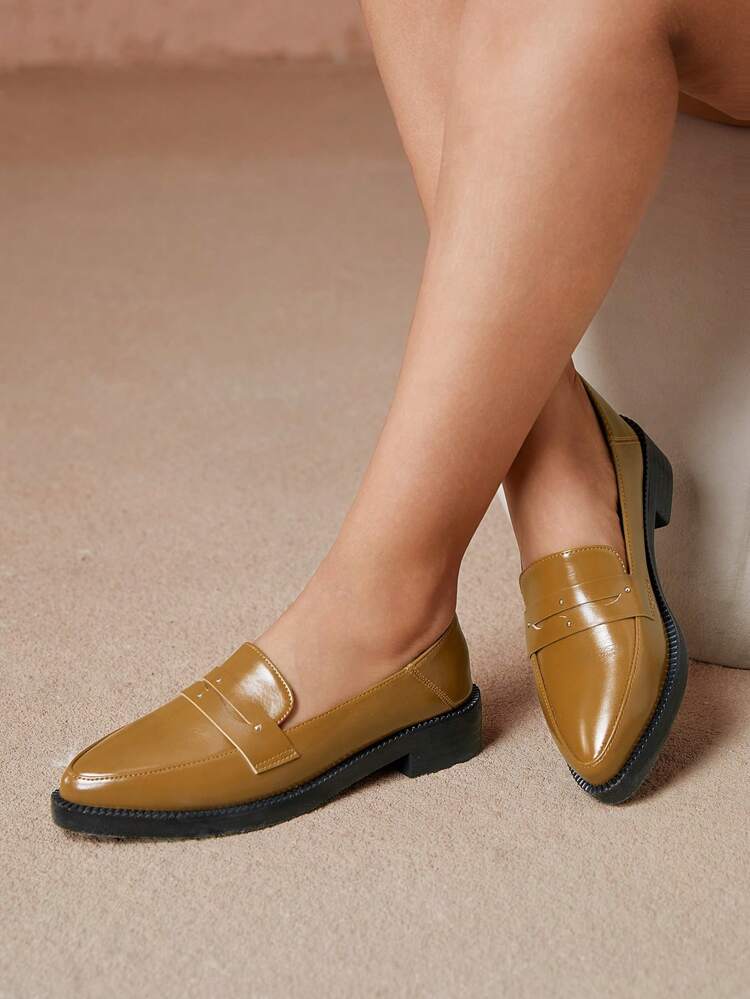 CUCCOO CURVES Plus Size Wide Fit Platform Thick Sole Shoes, Flat Pointed Toe Solid Black High Vamp Lace-Up Oxfords, English Style Shoes Women