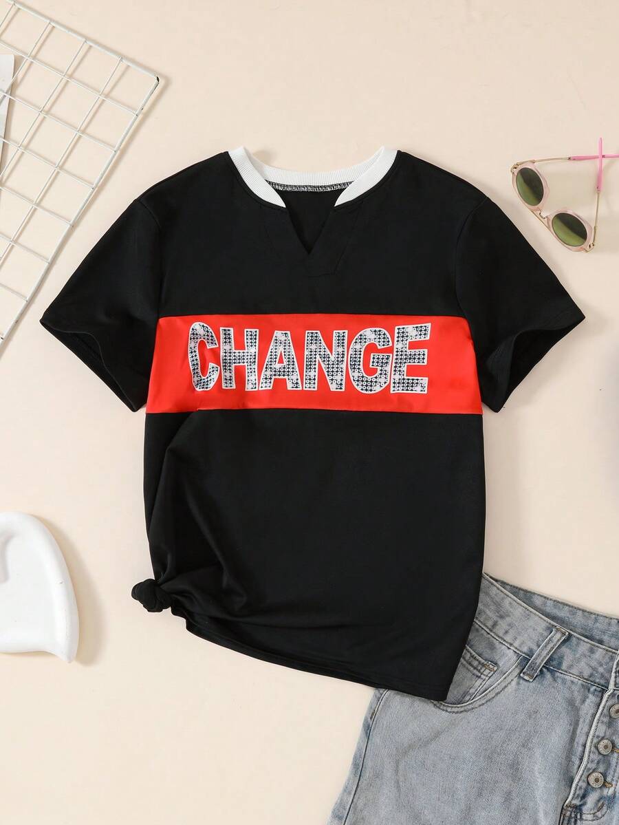 Camiseta de manga curta com decote em V combinando com a família, design casual moderno com cores contrastantes, tops soltos esportivos vintage com estampa de letras para mulheres, adequados para passeios, reuniões familiares, férias, uso casual - Multicolorido - Ver 1