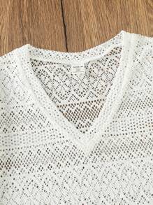 SHEIN Leap Crew Teens Girls' White Hollow Out Jacquard V-Neck Dolman Sleeve Beach Cover Up, Suitable For Vacation, Beach, Swimwear
