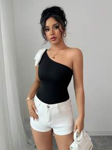 Chiquease Women's Vacation Bowknot One Shoulder Crop Top, Spring/Summer - Black and White - View 4