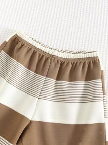 Cozy Pixies Set de 2 piezas de camisa de punto de cuello redondo de manga corta con rayas de colores y pantalones cortos de cintura elástica para niños