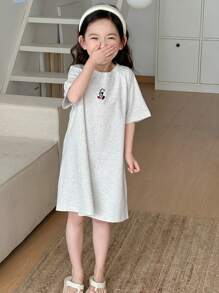 Dazy Kids Bộ đồ ngủ dệt kim cổ tròn tay ngắn thêu hình chú gấu dễ thương cho bé gái, mùa hè - Xám - Xem 7