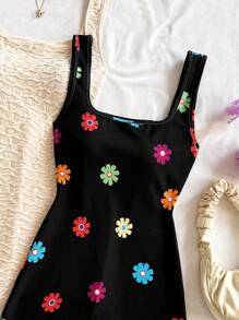 SHEIN WYWH 花卉印花露背浪漫休闲度假迷你连衣裙 - 2 种款式可选：黑色花卉和米色纹理 - 彩色 - 查看 4