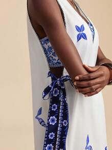 Travachic 女士花卉印花侧开衩前系带海滩度假和服 - 藍白色 - 查看 3