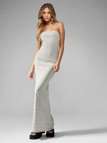 MISSGUIDED Strapless Bandeau Ribbed Jersey Maxi Dress Form Fitting Striped Long Summer Evening Party Holiday Dress - Blue and White - View 6