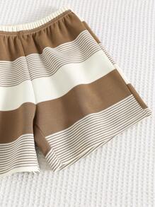 Cozy Pixies Set de 2 piezas de camisa de punto de cuello redondo de manga corta con rayas de colores y pantalones cortos de cintura elástica para niños