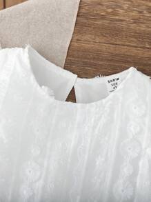 2pcs Girls Summer Stylish Cute Set, Floral Lace Sleeveless Top With Denim Shorts Decorated With Pearls, Korean Version - White - View 6
