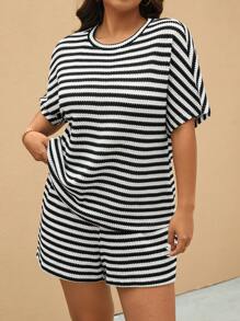 Elaquor Set da 2 pezzi composto da blusa a pipistrello a righe e pantaloncini, abbigliamento casual da resort, taglie forti
