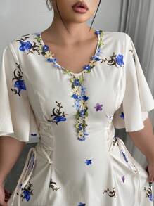 Modelyn Große Größen A-Linie Kleid mit gewebtem Blume Muster und Bindegürtel - Blau - Übersicht 5