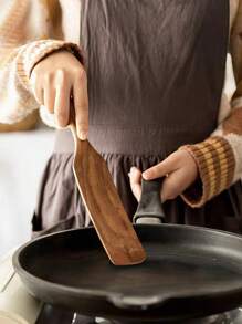 Zazumi 1pc Wooden Shovels These Kitchen Appliances Are Made Of Quality Wood That Will Not Only Last, But Also Add Natural Charm To Your Cooking Space. Their Smooth Touch Ensures Comfort To Use, While Their Sturdy Construction Is Ideal For A Variety Of Cooking Tasks, From Flipping Pancakes To Stirring Sauces. For Those Who Love And Stylish Kitchenware, These Wooden Utensils Are A Must For Every Home Cook.