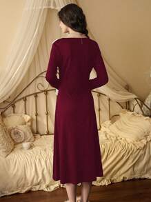 Côtesoire 法式复古蕾丝拼接彼得潘领长袖女士睡裙娃娃衫，假日季穿着舒适优雅，秋冬季皆宜。 - 酒紅色 - 查看 2