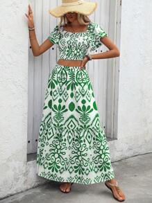 Breezaya Bộ 2 món dành cho nữ, gồm áo croptop và chân váy họa tiết hoa, tay bồng xòe. - màu xanh lá - Xem 8