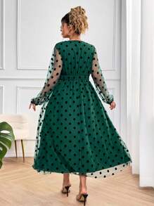 SHEIN Clasi Vestido maxi con mangas linterna, estampado de lunares y malla para mujer de talla grande
