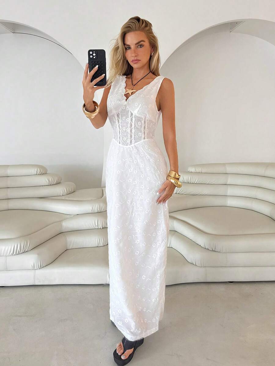 Roylia Women's Burnt-Out Embroidered Arc Hem V-Neck Sleeveless Dress - White - View 1