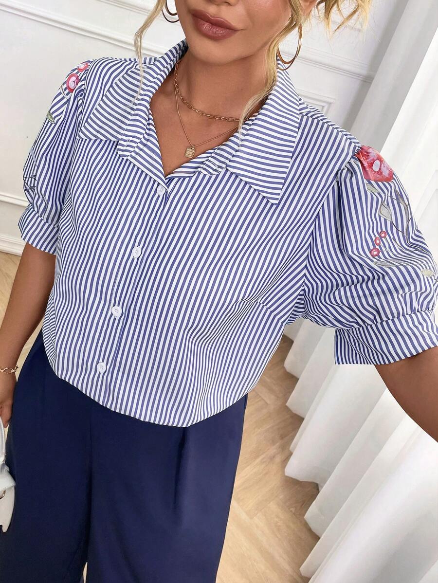 SHEIN CURVE+ 女士加大独特设计泡泡袖条纹衬衫，优雅专业办公室夏季 - 藍色 - 查看 1