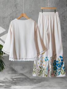 SHEIN LUNE Conjunto de dos piezas de talla grande para mujer con top de manga 3/4 de flores en contraste con adorno de encaje y pantalón de pierna ancha, para primavera/verano - Multicolor - Ver 2
