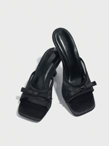 CUCCOO CHICEST 女士方头细跟透气蕾丝蝴蝶高跟露趾穆勒凉鞋（黑色） - 黑色 - 查看 2