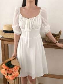 DAZY Đầm mini cổ tròn xếp ly viền xoắn màu trơn cho nữ, thanh lịch - trắng - Xem 8