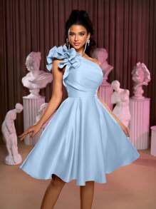 Lovelzi 女士优雅浪漫缎面单肩褶皱夸张 3D 花卉高低礼服，适合舞会、庆典和正式派对、派对礼服、婚礼宾客礼服、舞会礼服 - 淺藍色 - 查看 1