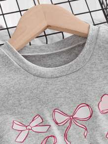 SHEIN Young Girl Casual Cute Bow Print Round Neck Short Sleeve T-Shirt, Versatile For Daily Wear, Summer - Grey - View 4