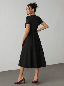 SHEIN PETITE Women's Solid Color Round Neck Short Sleeve Cinched Waist Elegant Long Dress,Summer Dresses For Women - Black - View 4