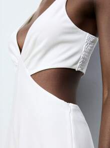 Maija 2025 Herbst/Winter Neu Weißer asymmetrischer Schnitt, asymmetrisches Schulterdesign, asymmetrischer Ausschnitt, Seitentasche Jumpsuit, modisch, modern, elegant, urban romantisch, raffiniert, Y2K, Country Music Festival, Old Money Stil, Korean Wave, Flughafen Reise, Straße, Hochzeitsgast, Geburtstag, Halloween, Business Lässig, Büro, Date, Party, Ausflug, Flughafen, Rückkehr zur Schule Herbst/Winter Damenoutfit