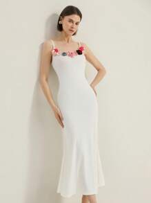 SHEIN Unity 浪漫 3D 花卉装饰长款修身吊带连衣裙，优雅时尚，适合夏季春秋季 - 白色 - 查看 5