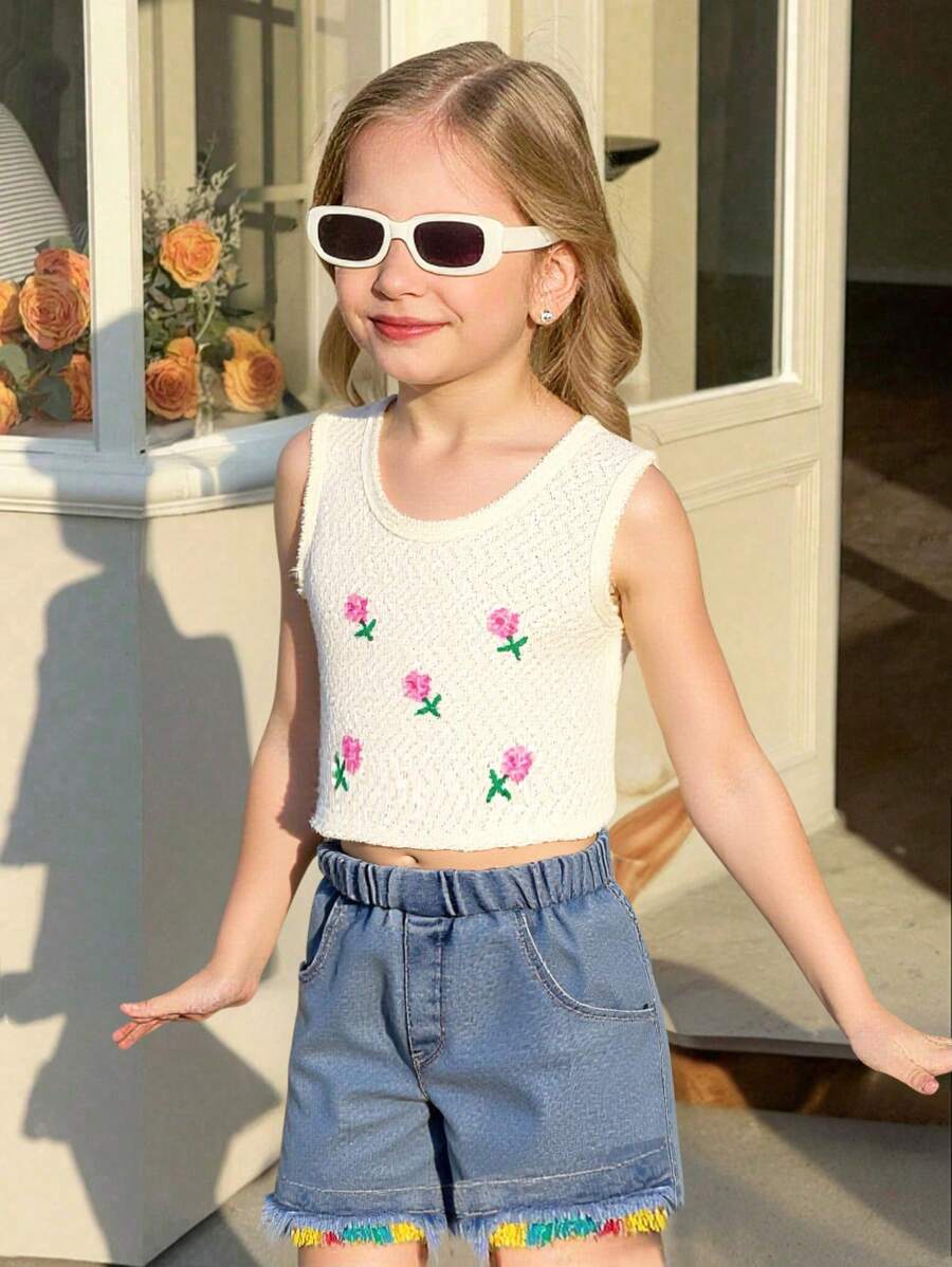 Set de 2 piezas para niña joven que incluye top sin mangas beige cómodo y shorts de mezclilla azules con bordado rosa y flecos, conjunto de verano lindo - Albaricoque - Ver 1