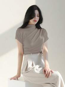 DAZY 1 Áo thun nữ tay ngắn cổ đứng xếp nếp màu trơn thanh lịch, mùa hè, trang phục công sở thường ngày cho nữ cổ lọ - Màu Khaki - Xem 5