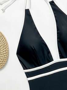 Swim Chiccia 1pc Women's Minimalist Chic Sexy Black & White Color Block V-Neck Open Back One-Piece Swimsuit For Summer Beach Vacation