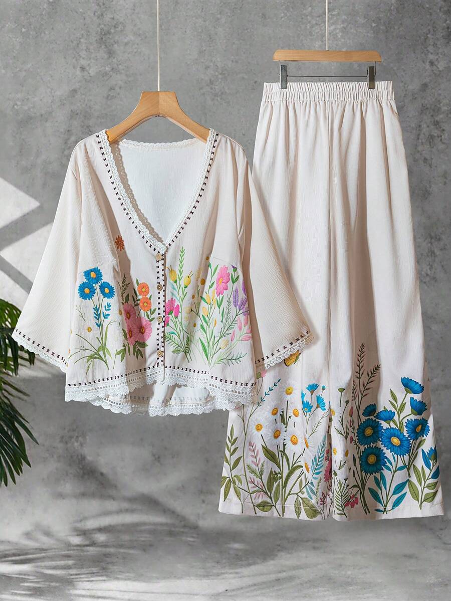 SHEIN LUNE Conjunto de dos piezas de talla grande para mujer con top de manga 3/4 de flores en contraste con adorno de encaje y pantalón de pierna ancha, para primavera/verano - Multicolor - Ver 1