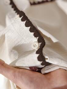 CosyJoli Plus Size Casual Contrast Trim Short Sleeve Shirt, Minimalist And Fashionable For Summer