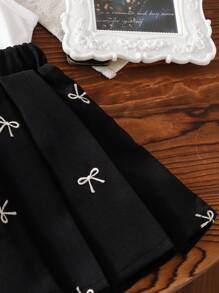 SHEIN Baby Girls Summer Korean Version Casual Cute Collared White Knit Top And Black Woven Printed Pleated Skirt Set - Black and White - View 4